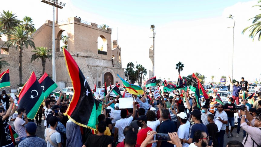 9 بلديات ليبية تعلن تأسيس "إقليم المنطقة الوسطى" وسط احتجاجات وانقسام